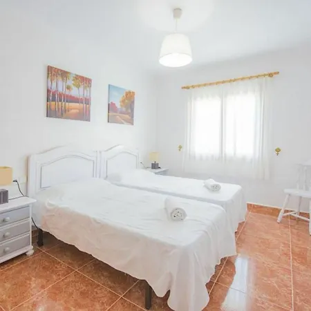 וילה In Benissa, Alicante 103841 By Mo *